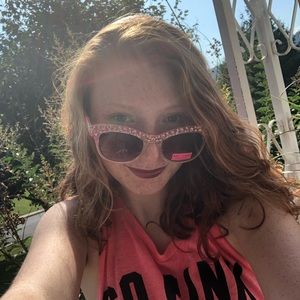 Betsey Johnson Pink Sunglasses💓
